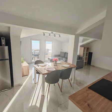 Jurkovic 2 Apartment Komarna