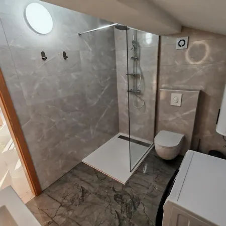 Apartmán Jurkovic 2 Komarna