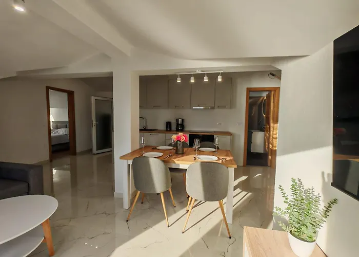 Daire Jurkovic 2 Komarna